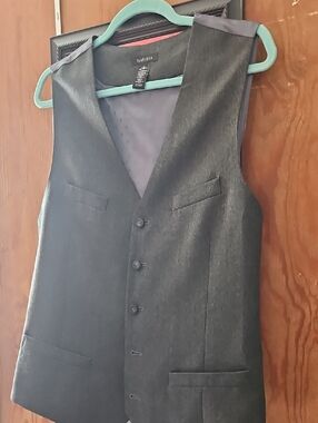 Van Heusen Men's Dark Charcoal Gray Dress Vest